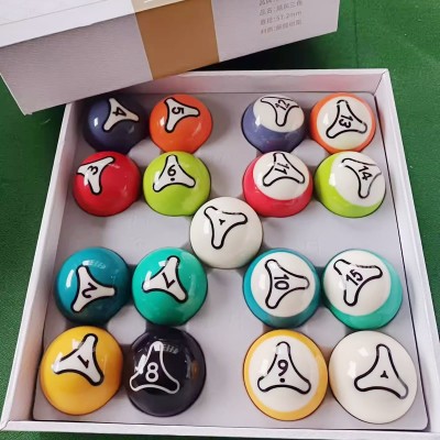 Premium 16-Ball Crystal Pool Ball Set 57.2mm for Billiard Game Room Use