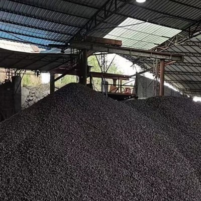 Raw Magnetite Iron Ore Lumps Low Sulfur for Steelmaking & Metallurgy