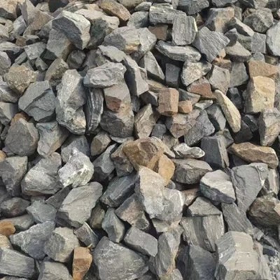 Raw Magnetite Iron Ore Lumps Low Sulfur for Steelmaking & Metallurgy