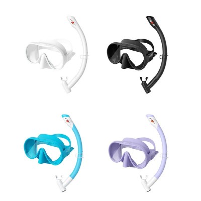 Snorkeling Gear with Food-Grade Silicone Mask & Anti-Choke Snorkel